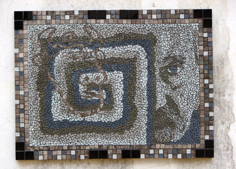 CustomPortraits